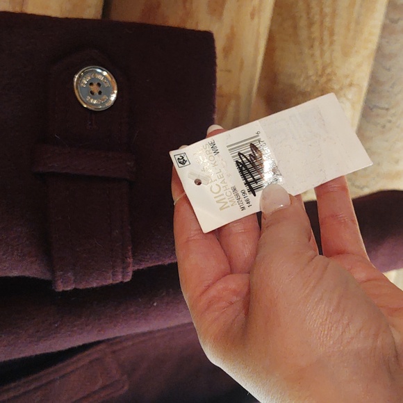 Women's Michael Michael Kors Size Small Wine Color NWT Heavy Hooded Casual Coat - Picture 4 of 6